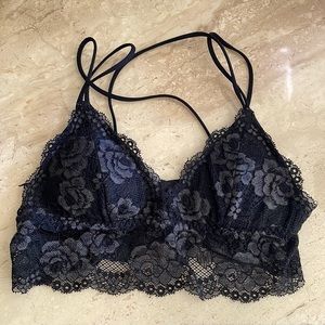 Out from under by American Outfitters Black Floral Bralette